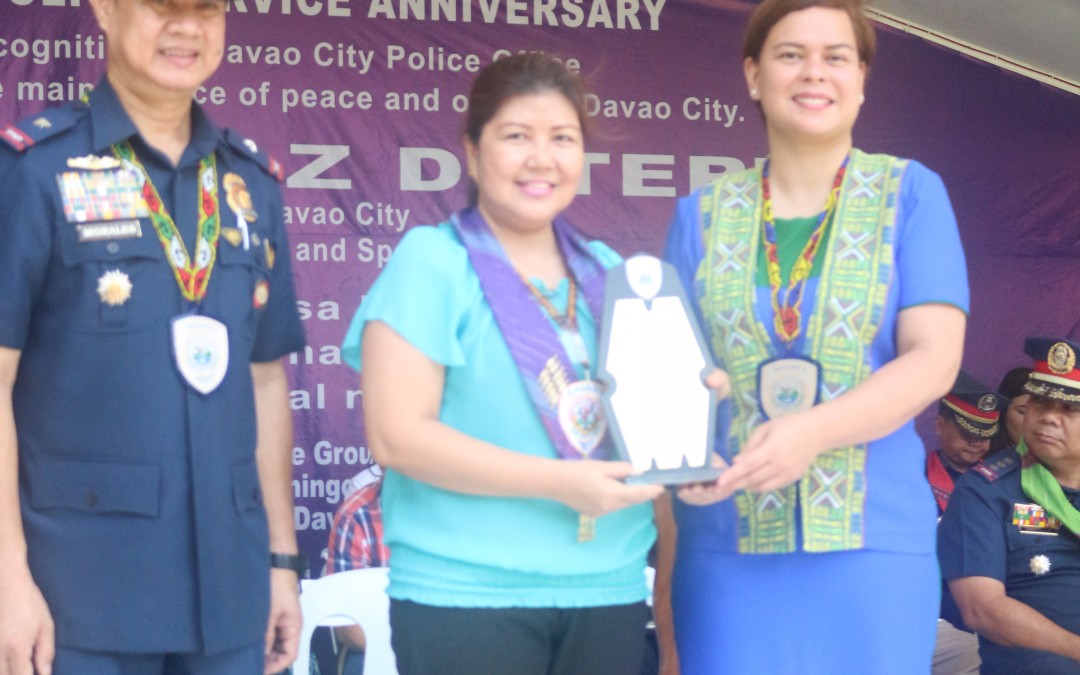 Davao City Police Office awards plaque of recognition to USeP