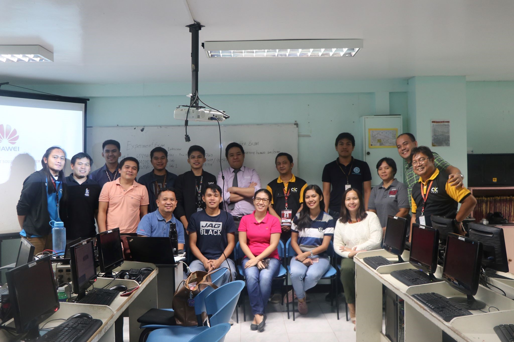 USeP Produces 7 Huawei Certified Instructors in Storage Technology